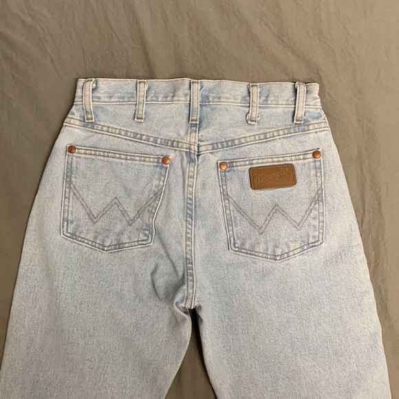 Wrangler jeans. - Picture 4 of 8